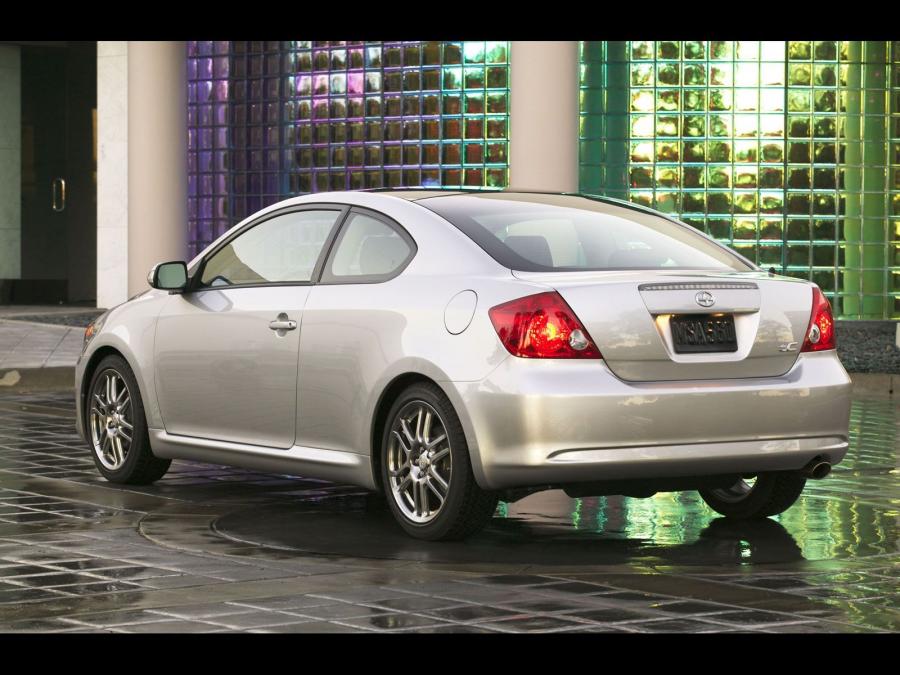  Scion tC 2005 года  (фото 94 из 130)